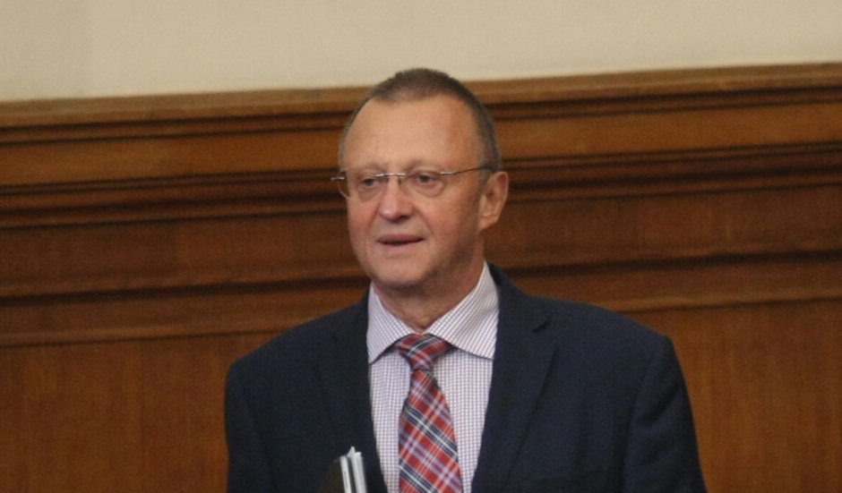 Новият шеф на вътрешната комисия не казва дали Пламен Георгиев да подаде оставка