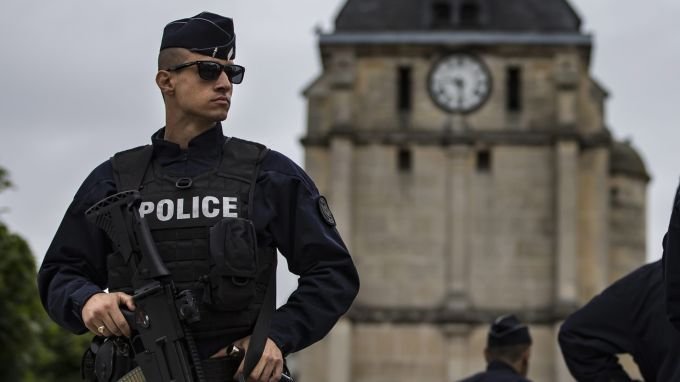 Опровергана е информацията за задържан във Франция джихадист, планирал атаки и в България