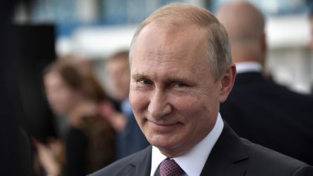 Това е Путин, той не спи, а работи