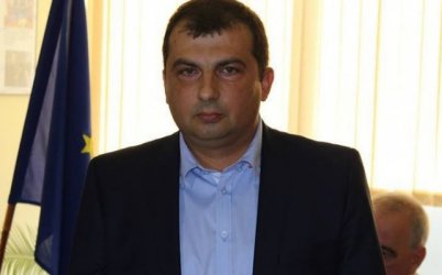 Кметът на Септември плащал за несъществуващи ремонти