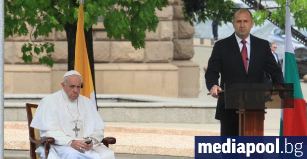 Папа Франциск призова българските власти да намерят начини за запазят
