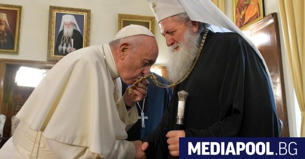 Папа Франциск каза на патриарх Неофит че много е искал