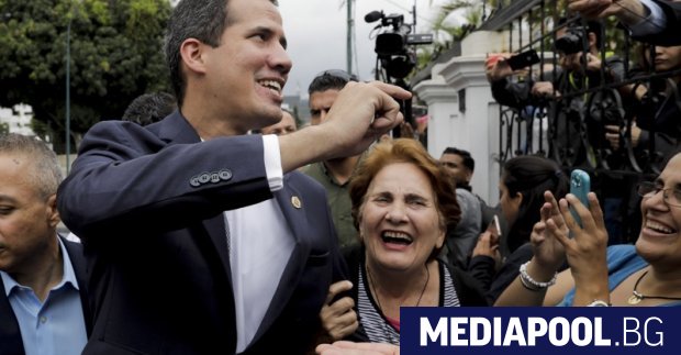 Венецуелският опозиционен лидер Хуан Гуайдо който се самопровъзгласи за временен