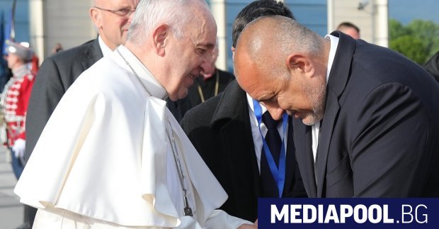 Приключи визитата на папа Франциск в България Сутринта във вторник