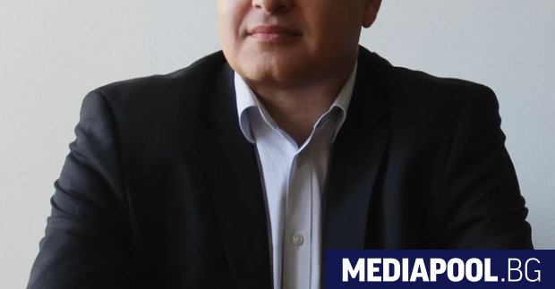 Довчерашният зам директор на Националната агенция за приходите Александър Георгиев от