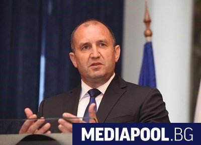 Президентът Румен Радев заяви че скандалът с апартаментите на властта