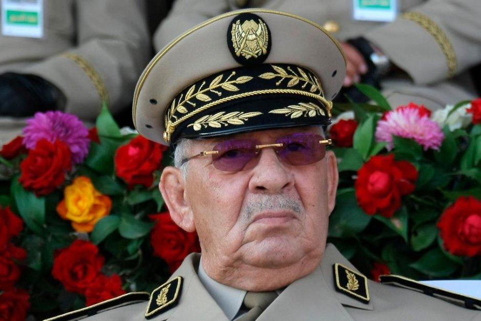 Началникът на армията на Алжир генерал-лейтенант Ахмед Гаид Салах