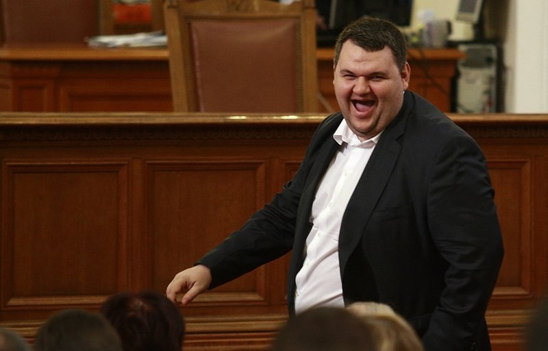 БОЕЦ: ЦИК се опитва да "изпере" Пеевски, заобикаляйки закона