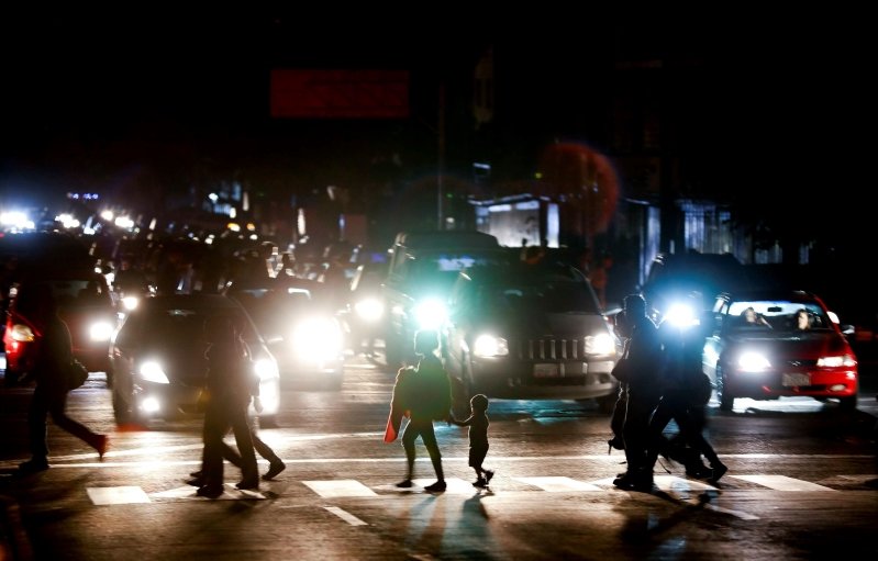 Нова колосална авария остави Венецуела без ток