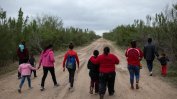 Над 100 000 нелегални имигранти заловени в САЩ през март на границата с Мексико