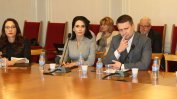 Депутатите избраха двете нови зам.-шефки на Комисията за финансов надзор