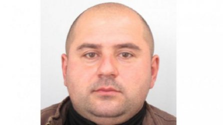 МВР нарече "безпрецедентна" операцията по издирване на заподозрения за убийствата в Костенец