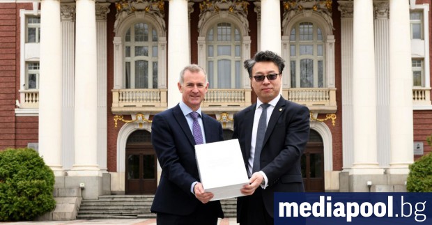 Концесията за летище София става изключително оспорвана след като един