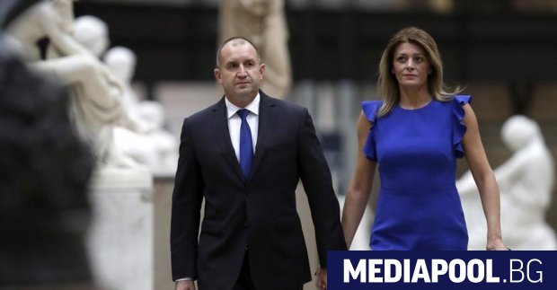Президентът Румен Радев пише правилно но понякога бърка запетаите Това