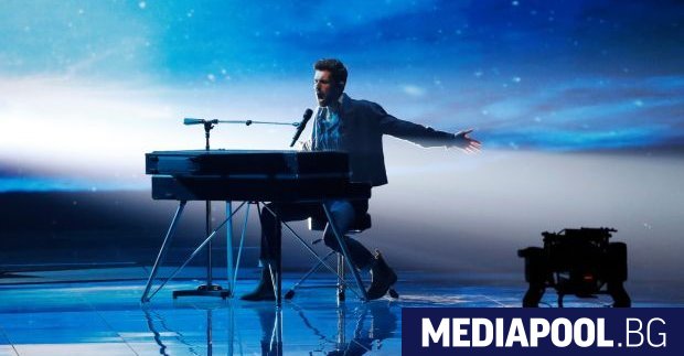 Представителят на Холандия Дънкан Лорънс спечели песенния конкурс на Евровизия