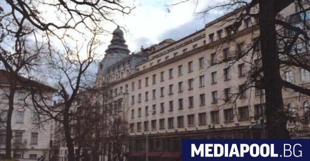 Външният вид на Гранд хотел България няма да се пипа