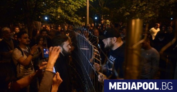 Няколко десетки протестиращи бяха арестувани при протестна демонстрация срещу строителството