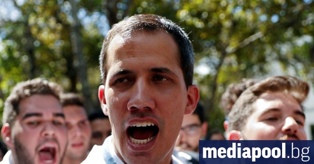 Лидерът на венецуелската опозиция Хуан Гуайдо заяви че е инструктирал