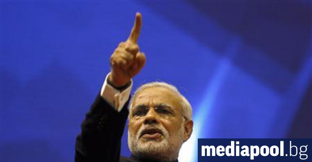 Хиндуистките националисти на министър председателя Нарендра Моди спечелиха 303 места в