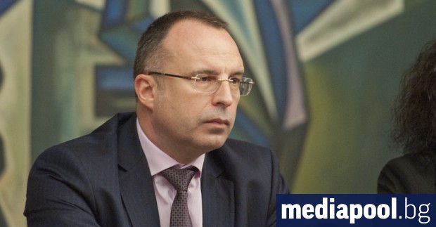Министърът на земеделието Румен Порожанов ще бъде разпитан като свидетел