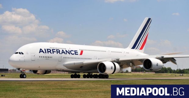 Авиокомпанията Ер Франс информира клиентите си че е имало бактерия