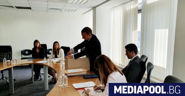 Трима кандидати подадоха оферти за мениджър на фонд Мецанин който