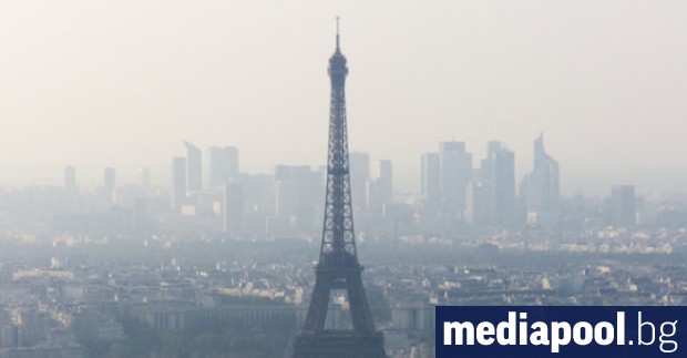 От днес в Париж влезе в сила забрана за пушене