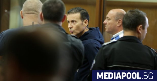 Алкохолният бос Миню Стайков който е в ареста от над