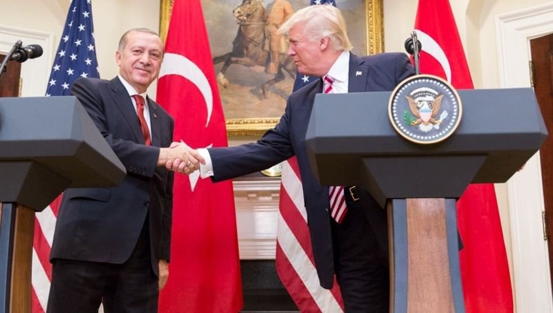 Президентите на Турция и САЩ Ердоган и Тръмп