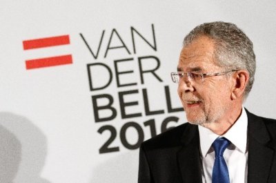 Австрийският президент назначава председателката на Конституционния съд за временен канцлер
