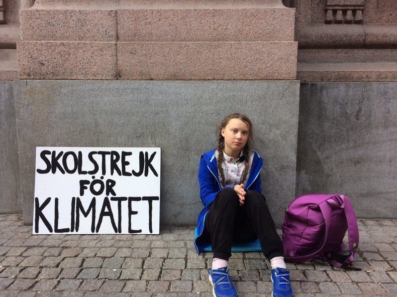 Грета Тунберг бе основата на ученически стачки в подкрепа на мерките срещу глобалното затопмяне