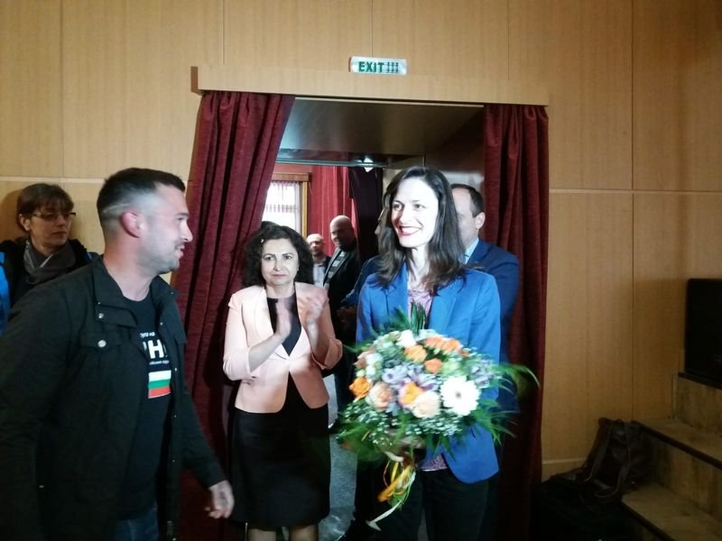 Мария Габриел в Плевен: Висока активност на изборите на 26 май ще означава силен глас на България в Европа