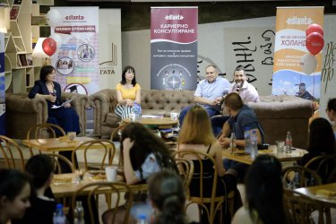 Архитектурата и медицината се радват на голям интерес сред гимназистите