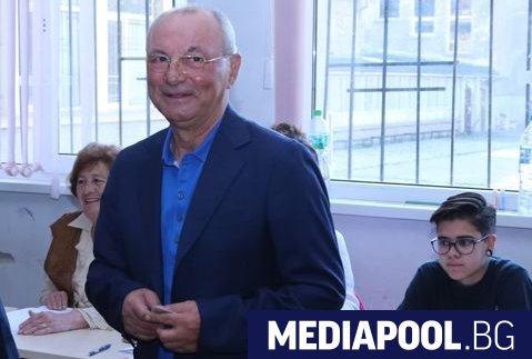 Почетният лидер на ДПС Ахмед Доган е платил около 1 4