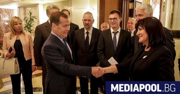 Руският премиер Дмитрий Медведев е потвърдил че руската ядрена корпорация