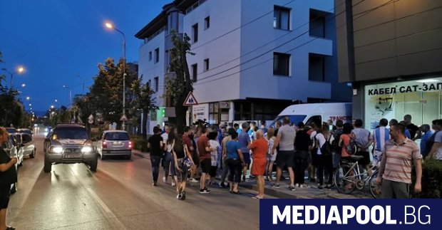 Потребители на кабелни телевизии в Югозападна България останаха без инетернет