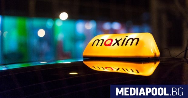 Руската платформа за таксиметрови услуги Максим не смята да спира