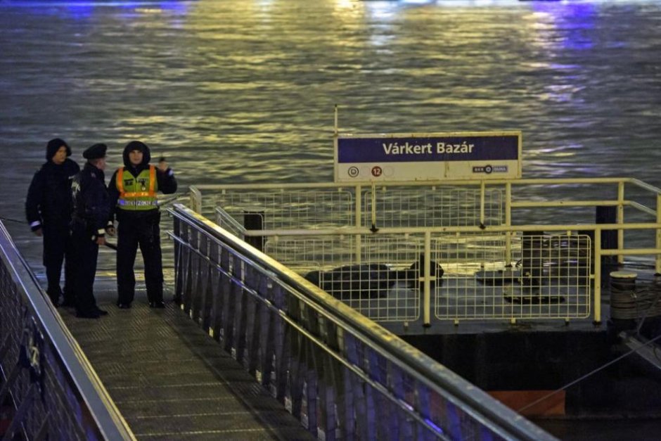 Предстои нов опит за изваждане на телата от потъналото в Дунав туристическо корабче