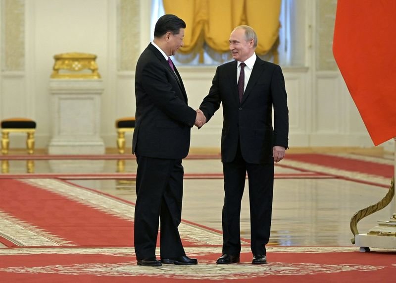 Си Цзинпин и Владимир Путин се срещат в Кремъл в сряда