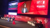 Корнелия Нинова се отметна – вместо оставка, остава начело на БСП