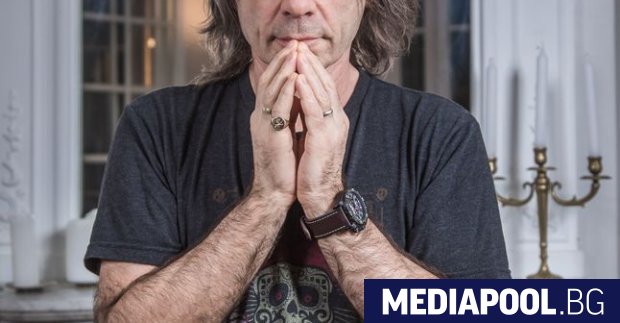 Иконата на хеви метъла Брус Дикинсън идва в София с