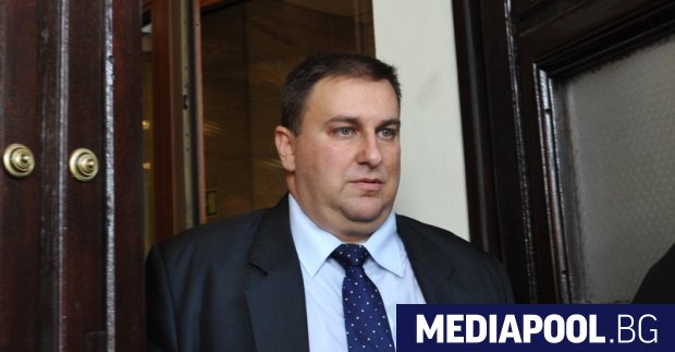 Евродепутатът от ГЕРБ Емил Радев обяви че не би приел