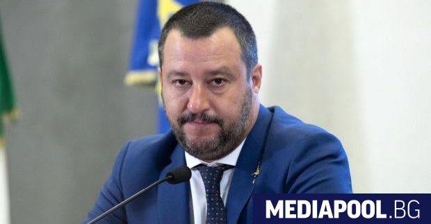 Италианският министър на вътрешните работи Матео Салвини поръча да бъде