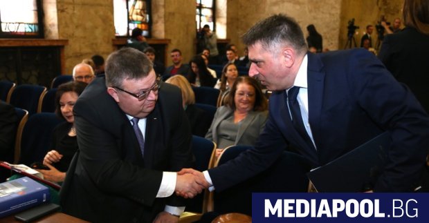 Правовата държава не е абстрактен принцип Тя не е някаква