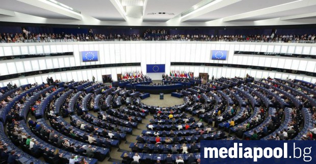 Европейският парламент гласува снощи разпределението на евродепутатите в парламентарните комисии