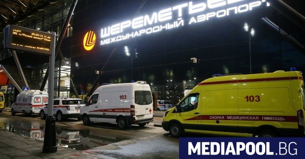 Двама души са били откарани в болница в Москва след