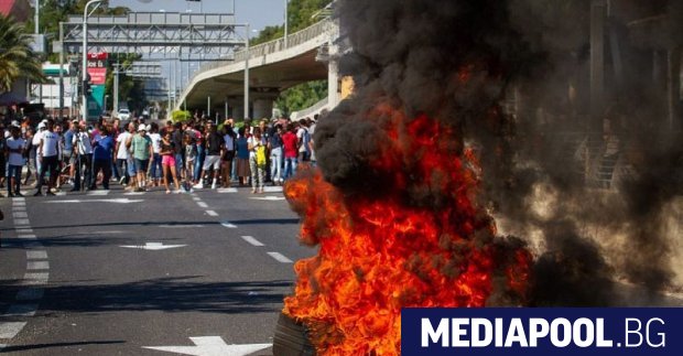 Разгневени протестиращи влязоха в сблъсък снощи с израелската полиция заради