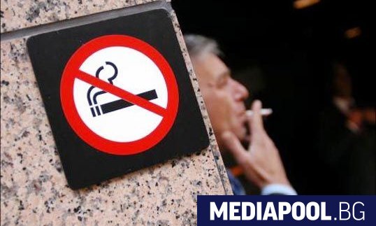 В Швеция влезе в сила забрана за тютюнопушене на открито