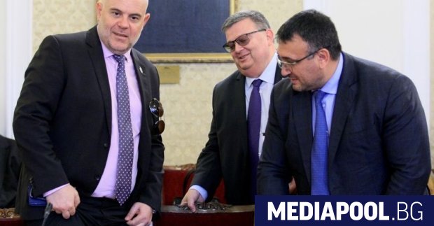 Председателят на комисията за борба с контрабандата и сивата икономика