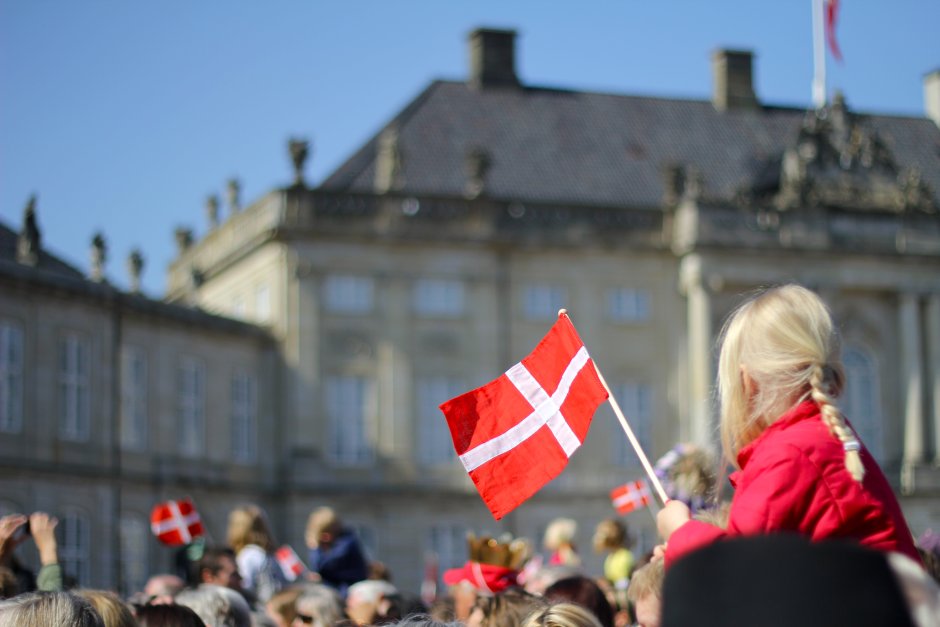Левите партии в скандинавските страни възприемат по-твърда линия към мигрантите